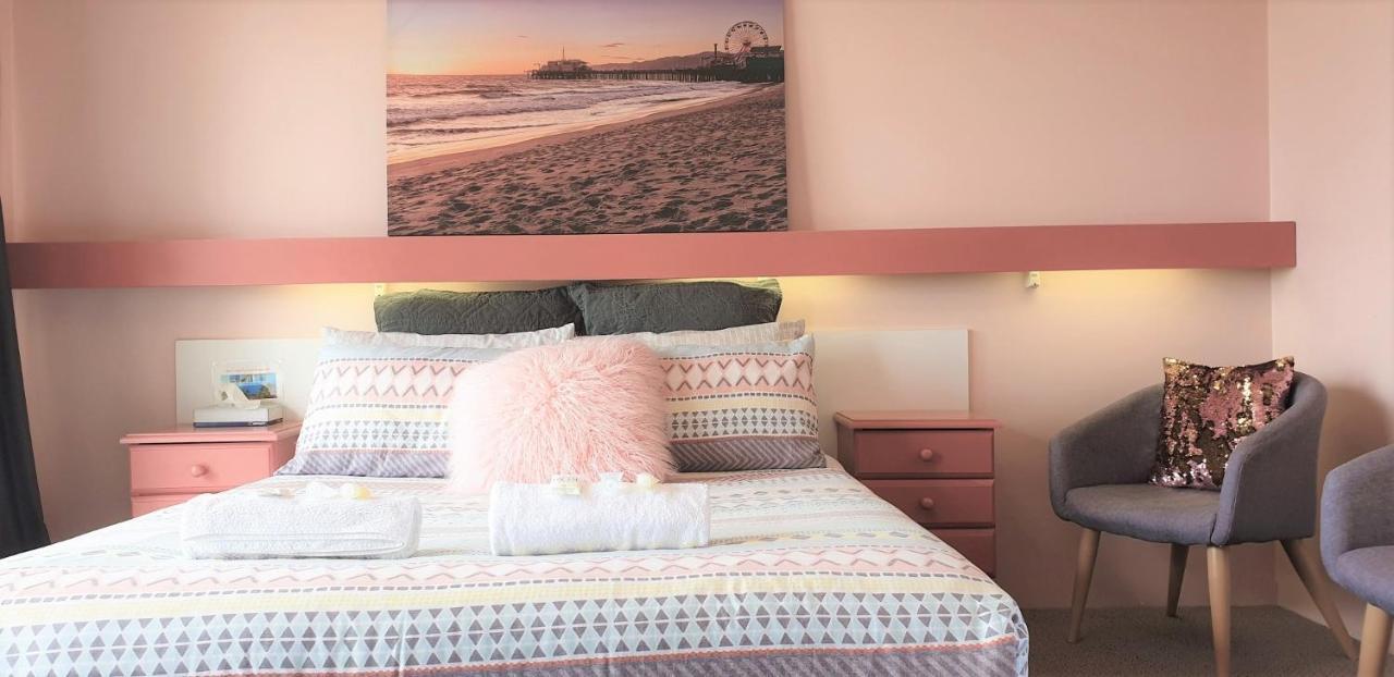 Mollymook Ocean View Motel Rewards Longer Stays -Over 18S Only (Adults Only) Exterior photo