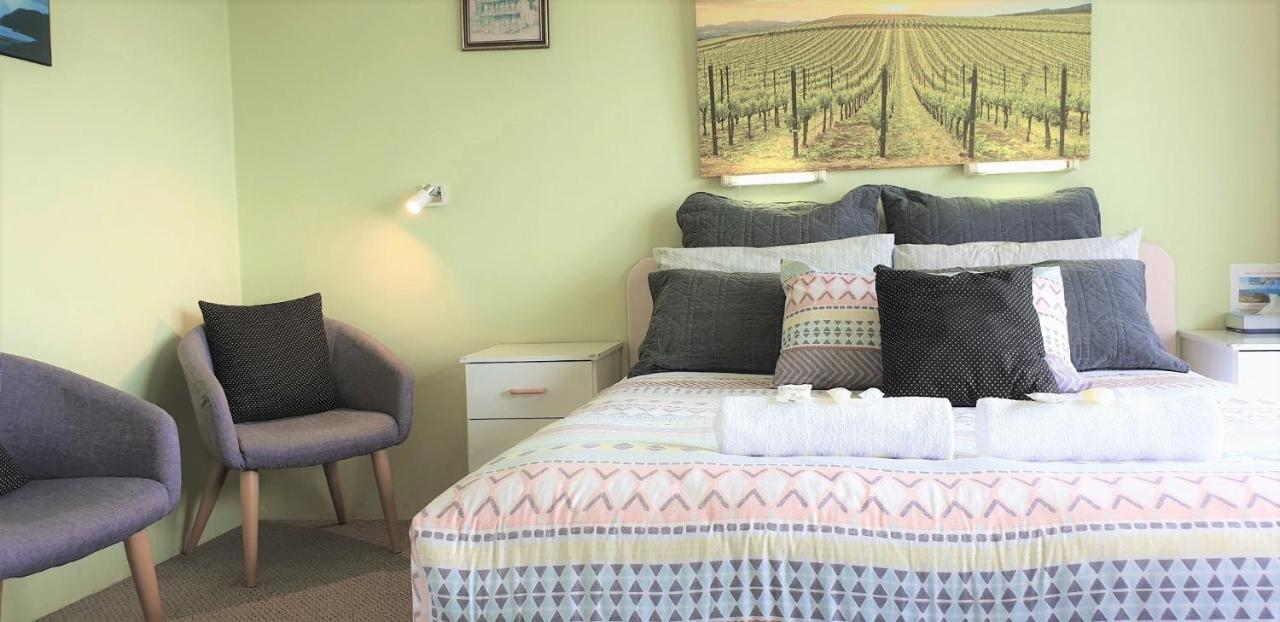 Mollymook Ocean View Motel Rewards Longer Stays -Over 18S Only (Adults Only) Exterior photo